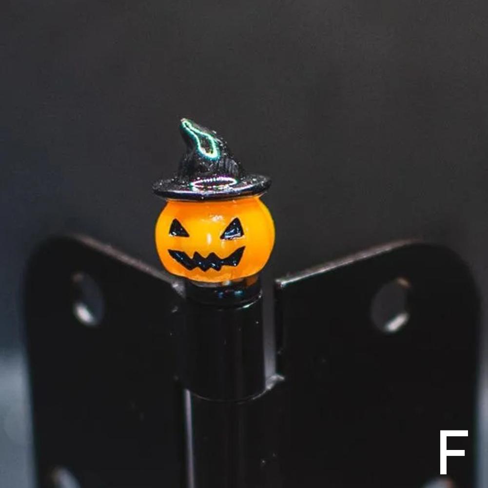 thumbnail image 1 of Cabezales de bisagra de metal para Halloween de Independent Station, creativos y decorativos para el hogar., 1 of 7