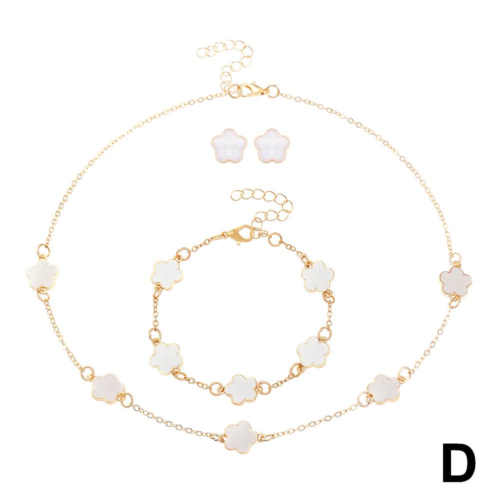 thumbnail image 1 of Conjunto de 3 piezas de joyería con diseño de flor de la suerte para mujer, con collar, pulsera y pendientes de trébol de cinco hojas., 1 of 2